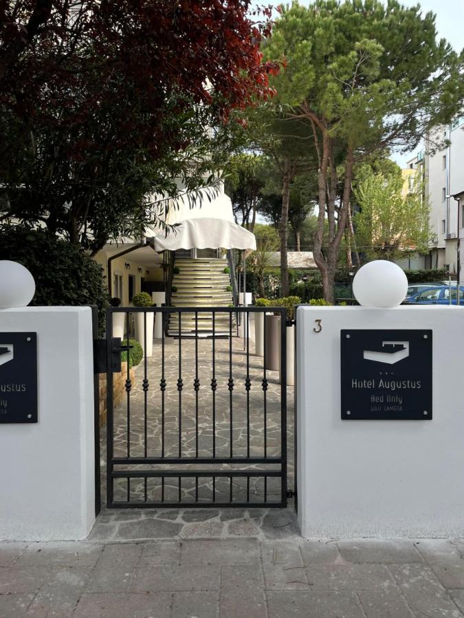 Hotel Augustus Milano Marittima Eksteriør billede