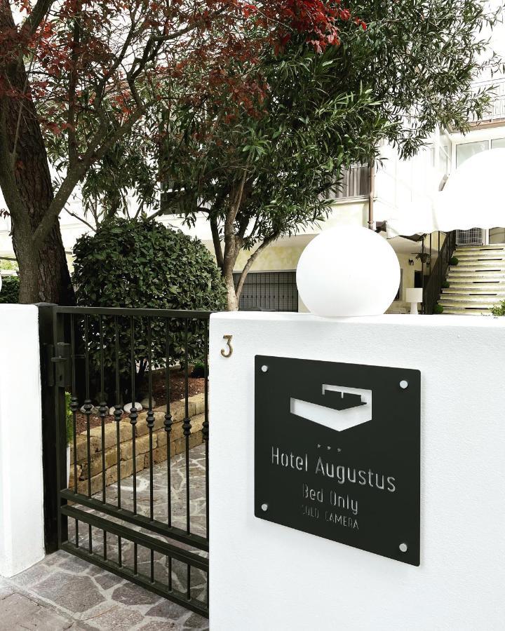 Hotel Augustus Milano Marittima Eksteriør billede