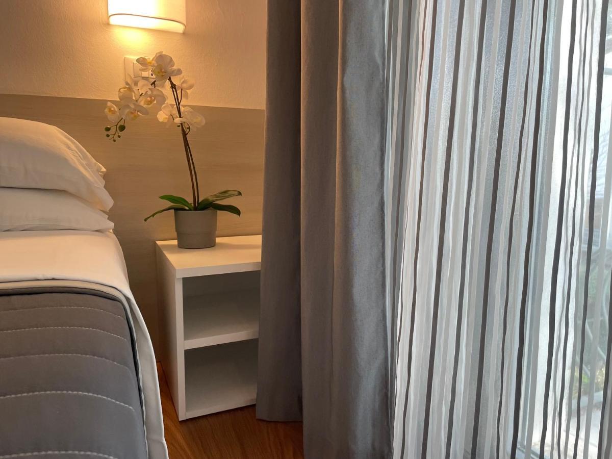 Hotel Augustus Milano Marittima Eksteriør billede