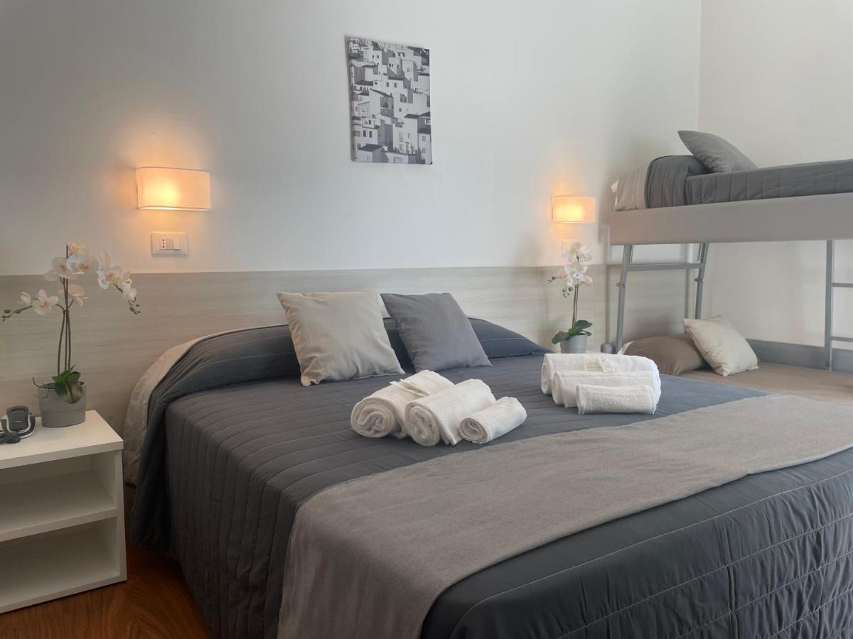 Hotel Augustus Milano Marittima Eksteriør billede
