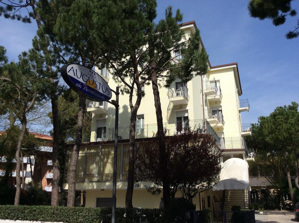 Hotel Augustus Milano Marittima Eksteriør billede