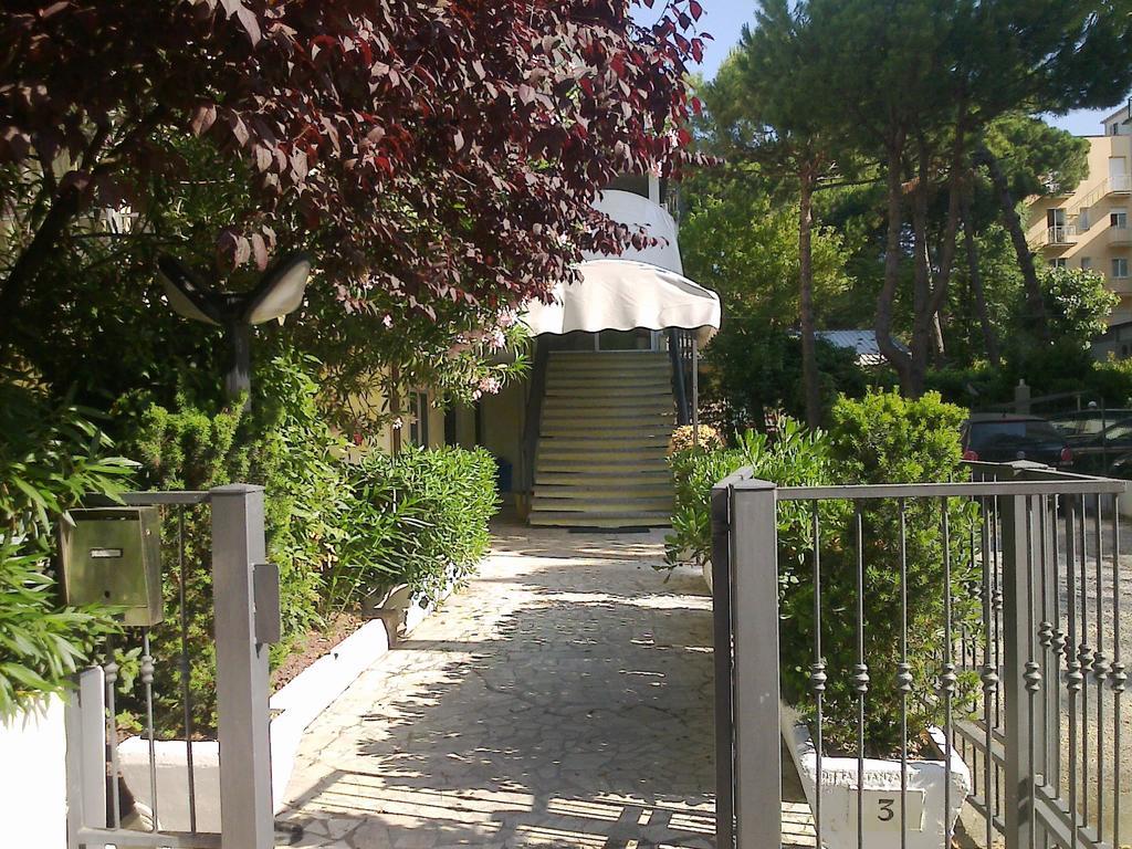 Hotel Augustus Milano Marittima Eksteriør billede