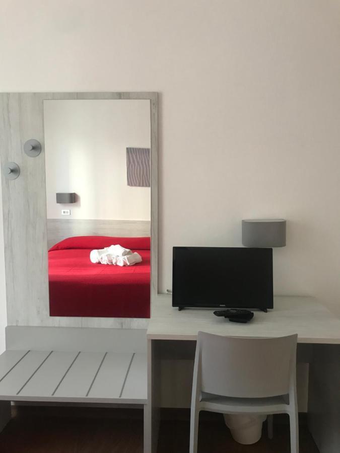Hotel Augustus Milano Marittima Eksteriør billede